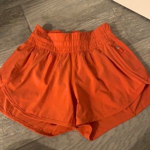 Lululemon hotty hot shorts